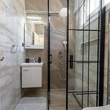 Ova - 2 Bedrooms Apartamento